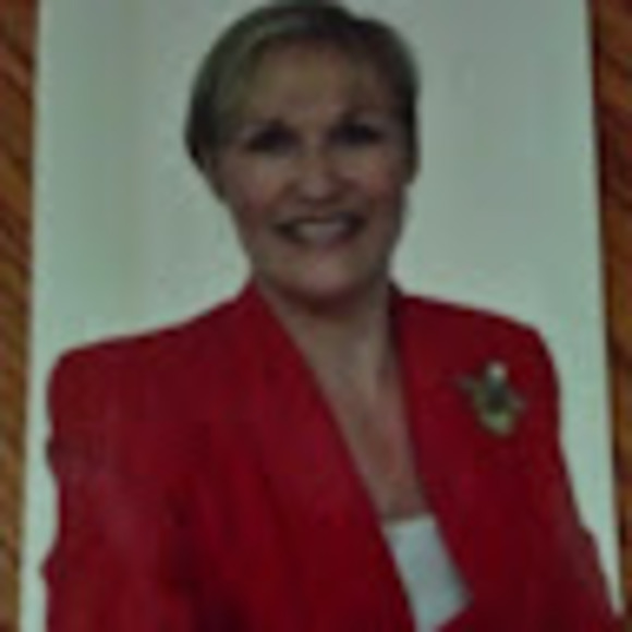 Meet your Posher, Lucy - Picture 1 of 1